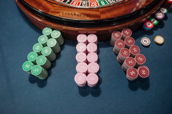 Apprenez à jouer à la roulette au casino avec ces stratégies